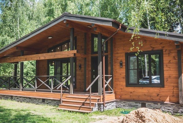 Дом из клееного бруса для постоянного проживания