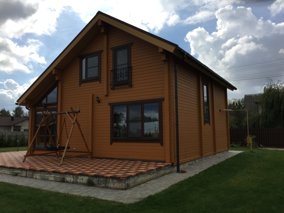 Дом из клееного бруса для постоянного проживания