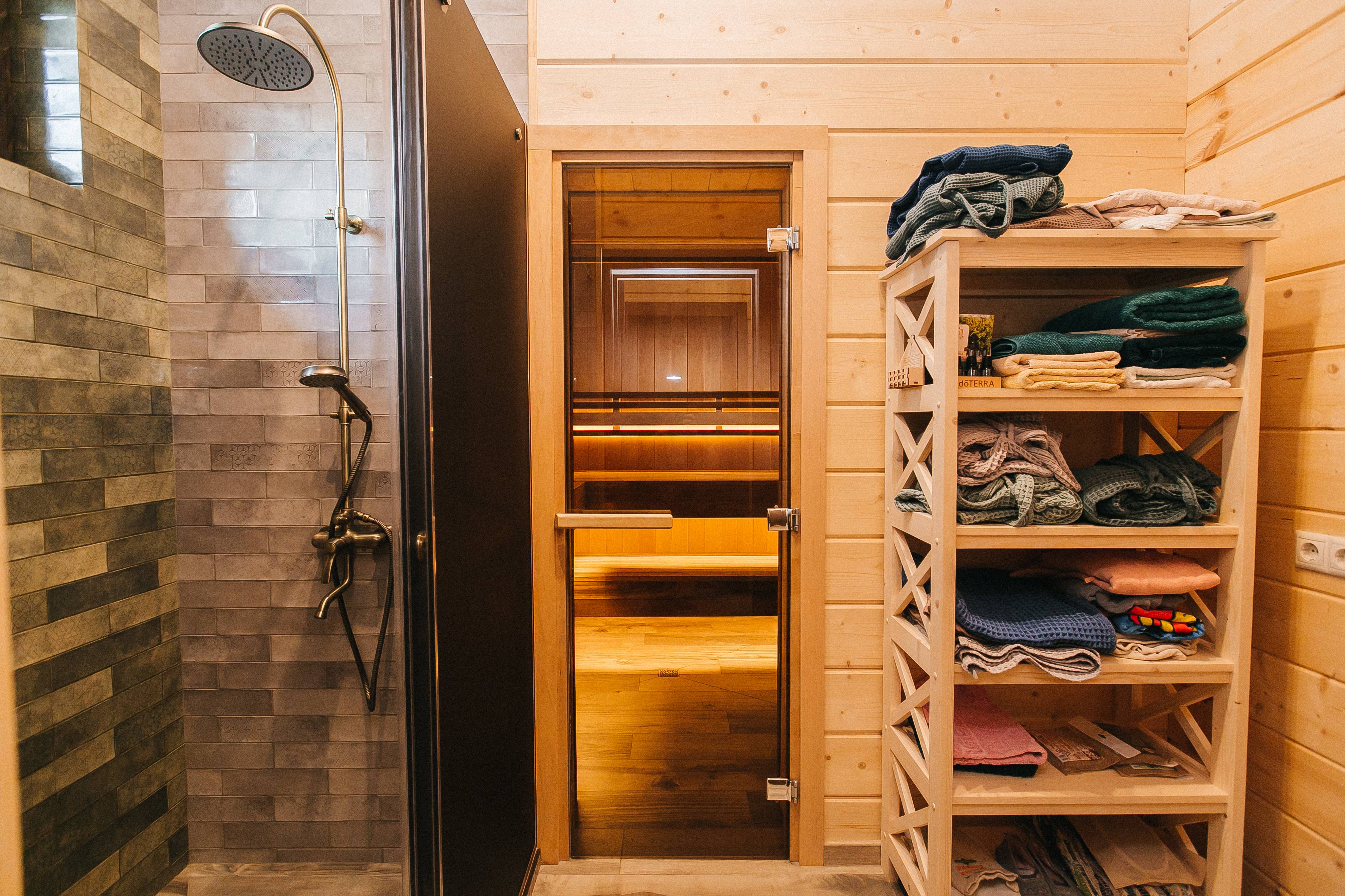 Дом с баней из клееного бруса