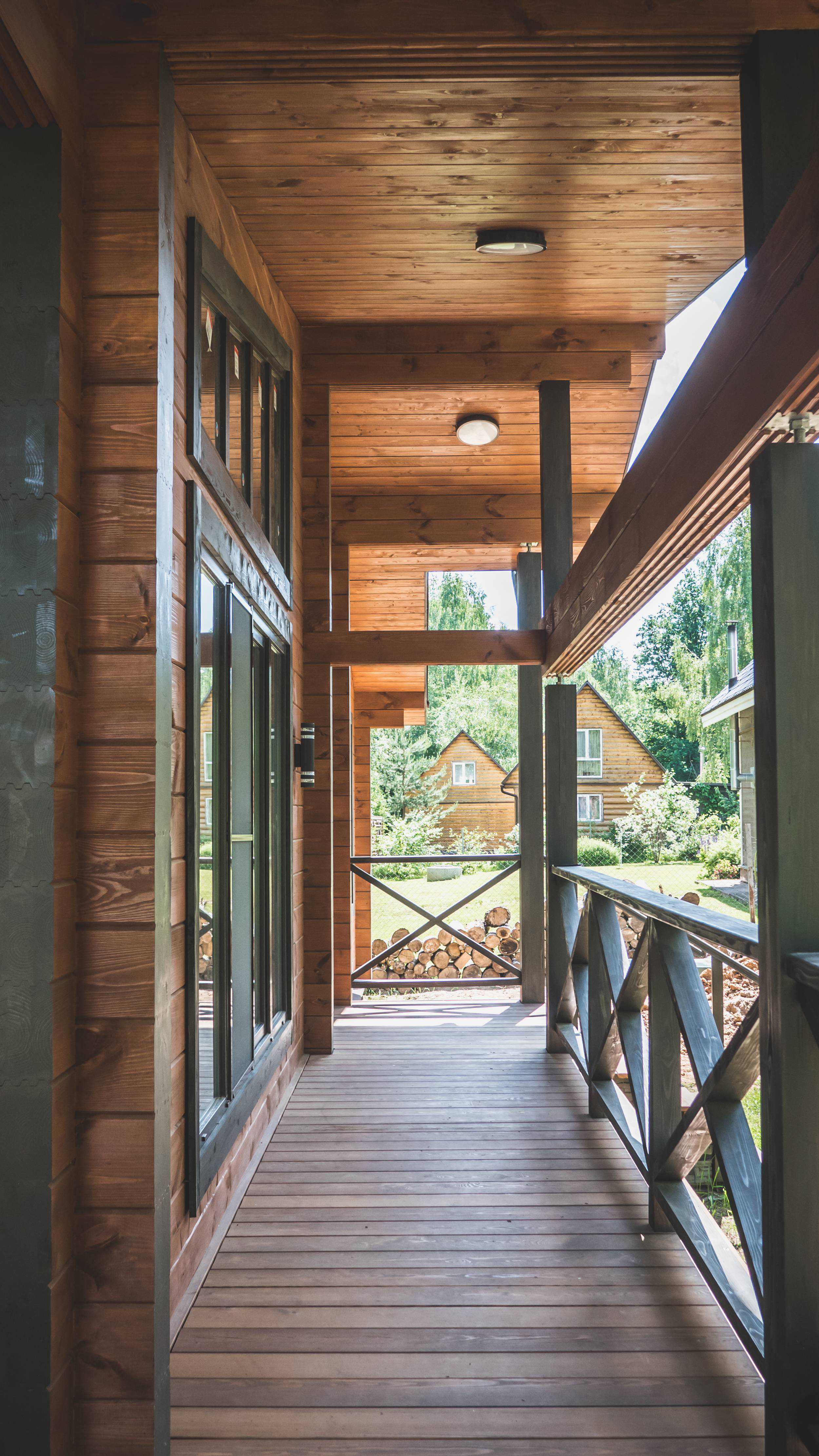 Дом из клееного бруса для постоянного проживания