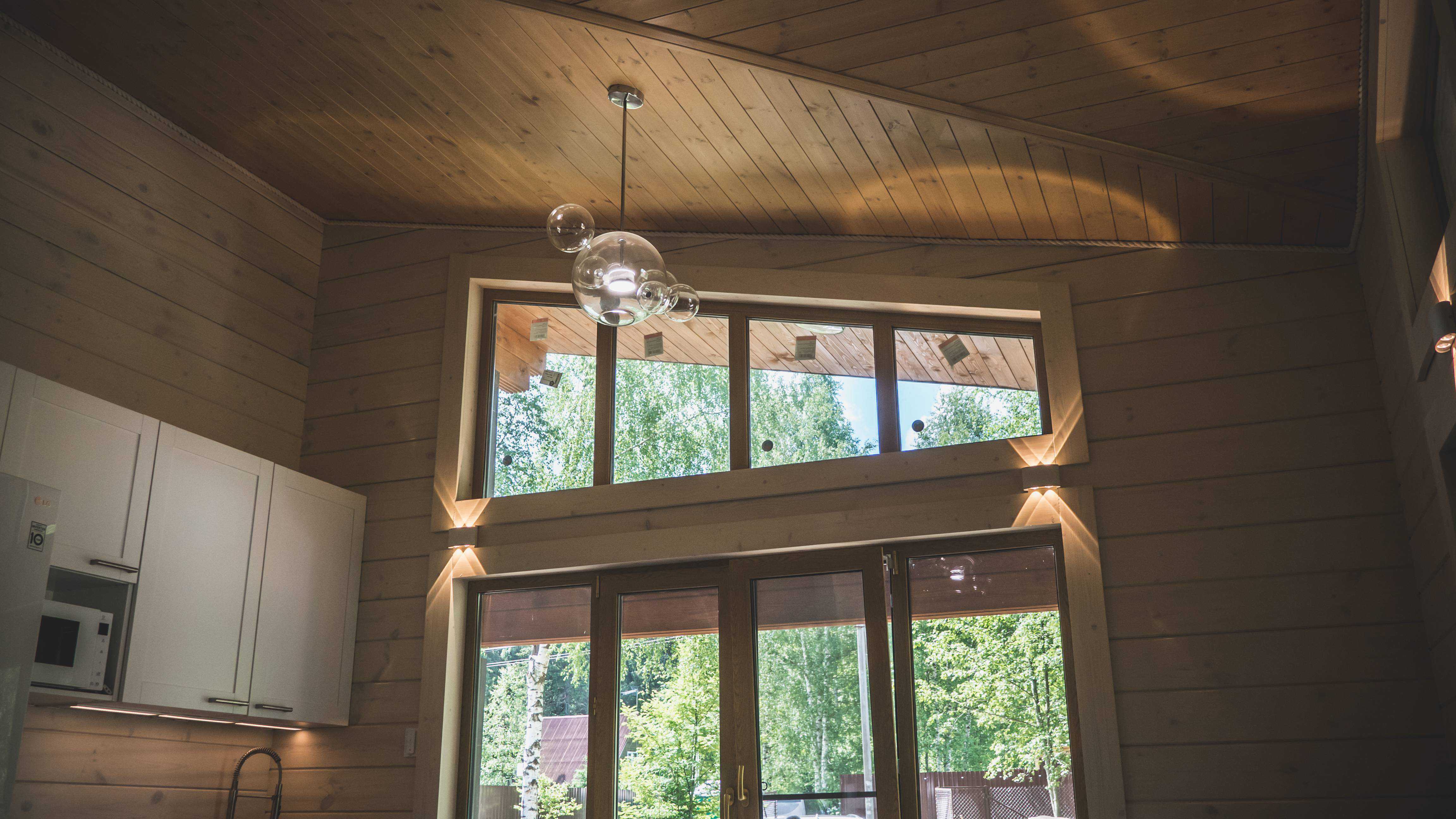 Дом из клееного бруса для постоянного проживания