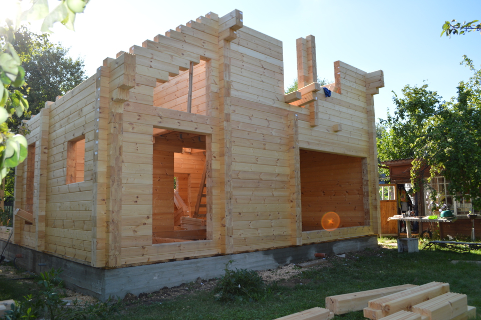 Дом из клееного бруса для постоянного проживания